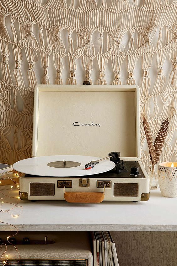 Crosley X UO Cruiser...