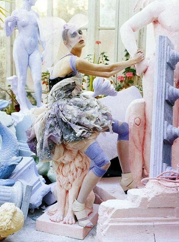 [cp]【 by Tim Walker】...