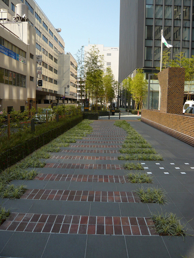 Works / 九州電力本社棟 北館 -...