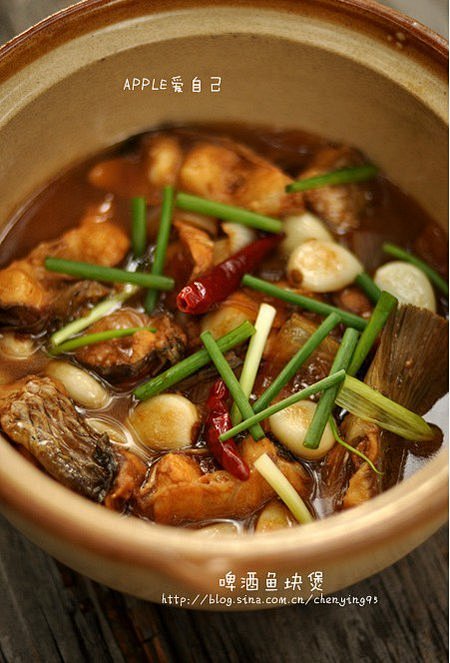 草鱼  
蒜瓣  
姜  
生抽  
蒸...