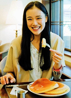 Hey龙小君采集到日本女艺人