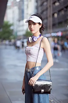 2K手机街拍女神CC超高清壁纸 - 美女 - H128壁纸