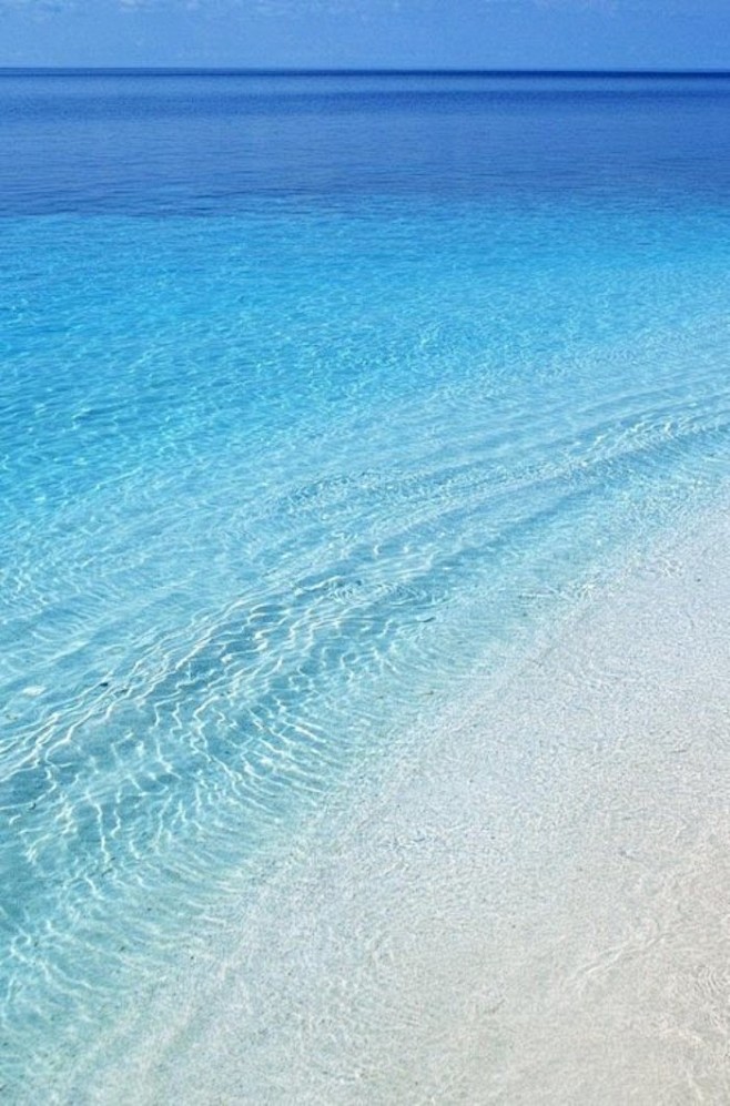 iphone壁纸唯美海蓝色