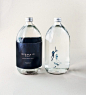 繪上美人魚插圖的玻璃瓶裝水 : Designed by Lucy Han | Website
