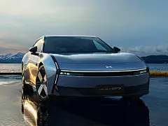 小鹏P7 2025款 750km 高性能版 小鹏 23/40张图片大全_汽车官图图库-汽车之家