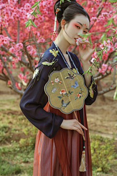 Olilitho采集到美女