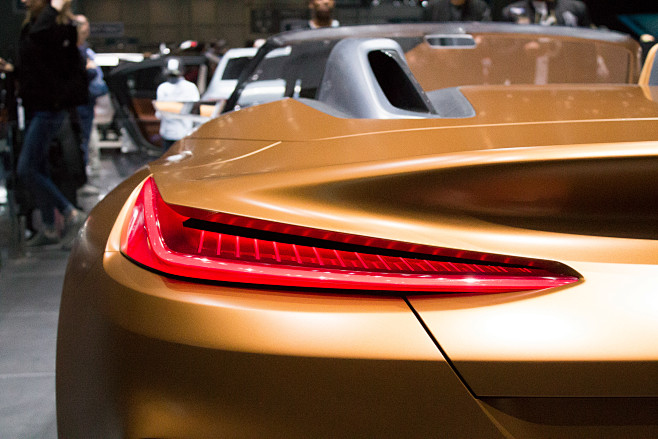 Headlights of Geneva...