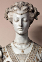 Large marble gilded 19th century French bust | Arte