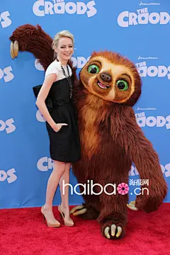 当明星遇上卡通人物，人气与萌态对对碰，画面欢乐又有爱！动漫电影首映礼明星&amp;卡通人物合照合辑