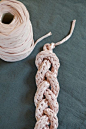 Crocheting A Cord - Lebenslustiger.com