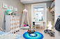 瑞典99平三居简约风格家庭儿童房儿童床地毯储物柜装修效果图