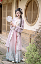 @远山乔汉服 的个人主页 - 微博