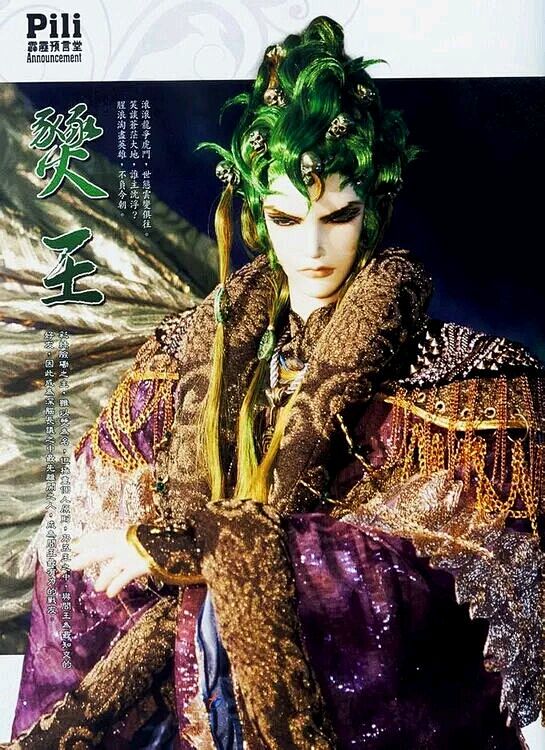 燹王萌萌哒~：滚滚龙争虎斗，世态云变俱往。笑谈苍茫大地，谁主沉浮？腥浪淘尽英雄，不负今朝。