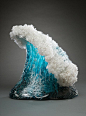 晶莹剔透、动感十足的玻璃雕塑：海浪