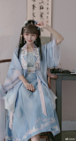 秋天和明制更配呀
汉服：@明镜华服 ​​​​