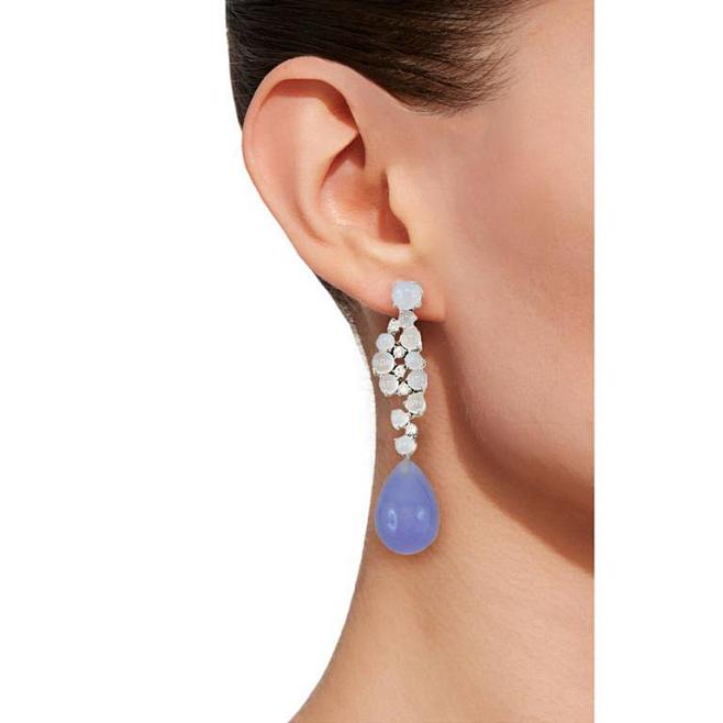 Jona Chalcedony Moon...