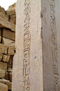 方尖碑上雕凿的古埃及象形文字.,Zhongbao