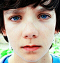 Asa Butterfield | 微话题-一起聊聊吧！