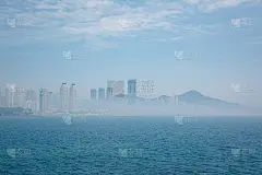 位于中国大连的临海之城和跨海之桥