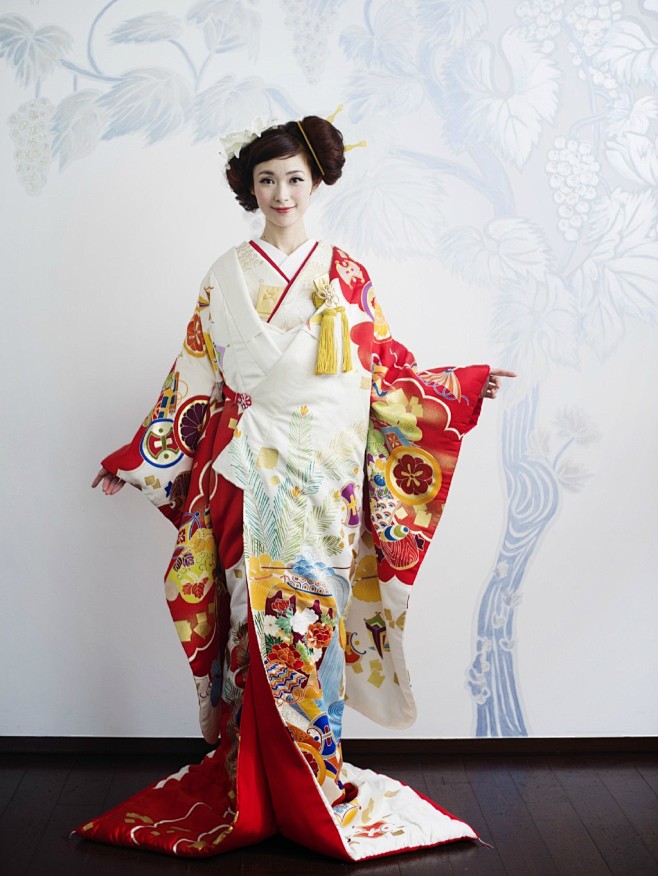 振袖和服女子新潮打卦花嫁