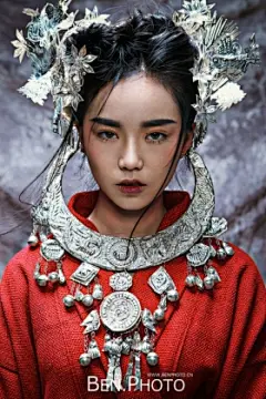 创意摄影作品欣赏--Hello,苗姑娘