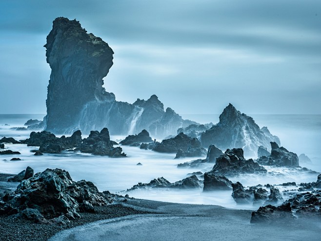 Iceland_GettyImages-...