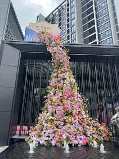 格子裙最迷人采集到花艺造型