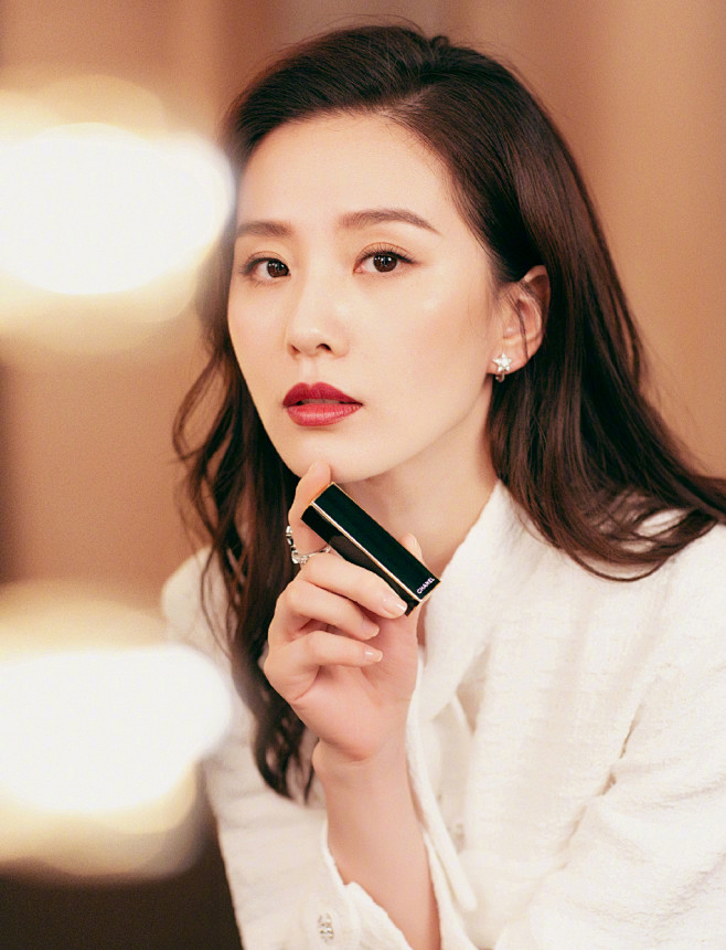 刘诗诗|简约白色系优雅写真@美女照片图集...
