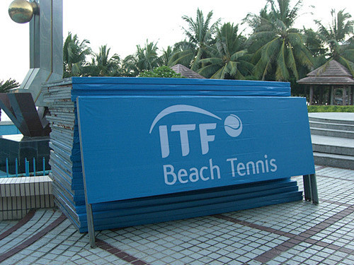 沙滩网球赛事场地搭建开始 两天时间就将初...
