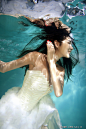 水下个人写真照片-水下个人写真图片-水下个人写真素材