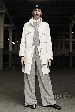 【最新图片】T By Alexander Wang 2016早秋系列抢先看：花式叠搭玩转秋意十足的纽约街头！_海报时尚网图片库