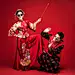 #中式婚纱照# 因为他们是“真爱粉”，所以成功洗脑了BOSS工作时间第一套棚内中式婚纱照在客户的强烈要求下“火辣辣”的出炉了你稀饭嘛 ​