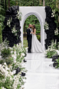 浪漫白绿色《爱情之路》主题婚礼-国外婚礼-DODOWED婚礼策划网