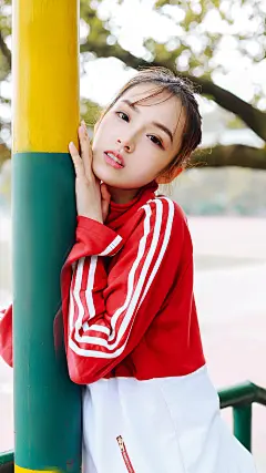 HD高清手机壁纸，完美成熟的魅力，能够持久地散发出迷人的女人香