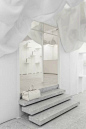 VALEXTRA / SNARKITECTURE

#Milano Design Week 2017# 

The new pop-up project in Via Manzoni leads this colourless-colour revolution at the hands of Snarkitecture: the studio founded by Alex Mustonen and Daniel Arsham that stands among the most cutting-edg