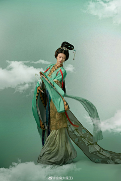 santcymisure采集到服装