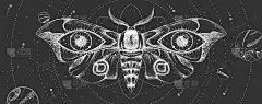 现代魔术魔术卡与太阳系和蝴蝶。手绘神秘矢量插图