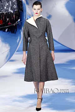 【图】优雅四十年代！2013秋冬流行趋势(7)：从二战风格套装到华美New Look，40年代的时装魅力永不落幕！_第12页_40年代风格_海报时尚网