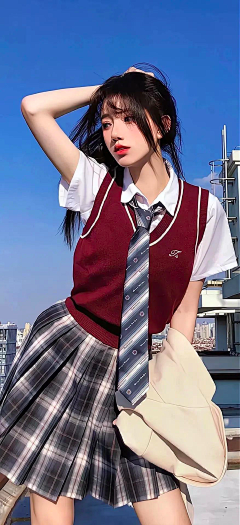 赖叔叔采集到漫画角色女二