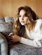 Jennifer Lawrence,饥饿游戏,vogue,VOGUE,英国,时尚,时装,时髦,摄影,简约,红唇