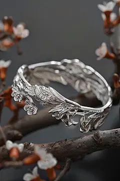 传统雕花纯银手镯