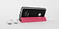 美国 TidyTilt Smart Cover for iPhone4/4S，它由磁性保护边框与磁性折叠盖子组成，玩法很多，盖子平时还可用于收纳耳机，设计出色地有要超越苹果的意思。 售价:199元