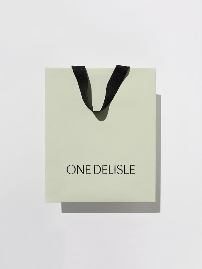 One Delisle : At Yon...