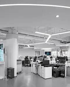 海云天科技 x 伍曦设计 | 国际化现代办公新名片