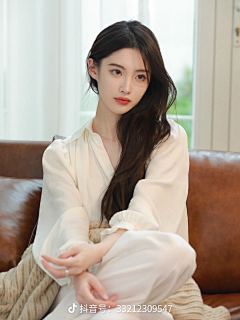 最棒设计师采集到美女