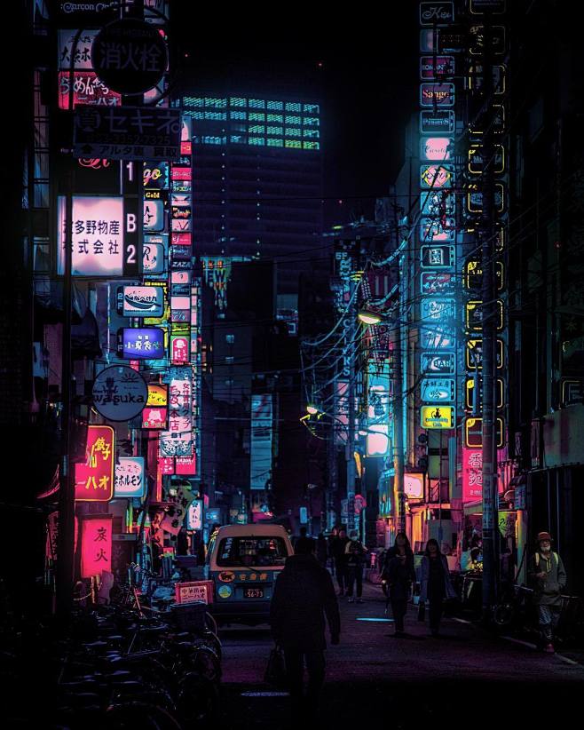 游走在东京街头 记录这个被霓虹灯浸染的城...