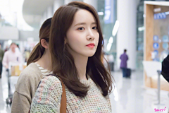 曦梦龙采集到允儿美女