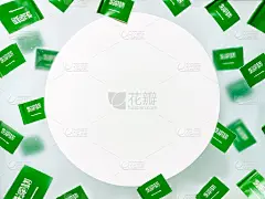 沙特阿拉伯国庆日。Al-Yaom-ul-Watani。9月23日。黑色背景上的纸小旗。自由、爱国、记