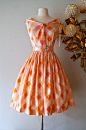 1950s复古橙色和粉色格子裙