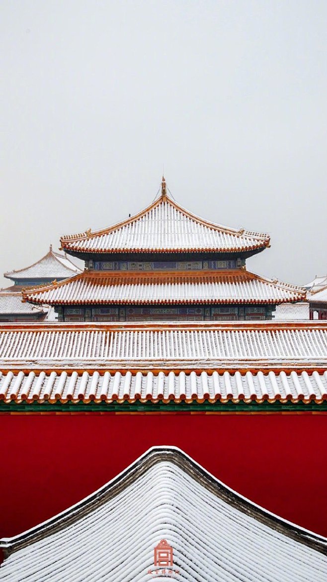 一下雪 故宫就成了紫禁城。 ​